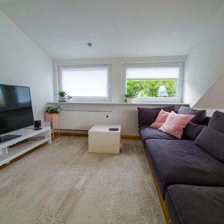 Wohnung Mit Einer Sauna Direkt Am Park Wiesbaden Esterno foto