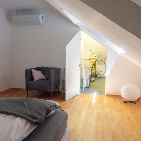 Wohnung Mit Einer Sauna Direkt Am Park Wiesbaden Esterno foto