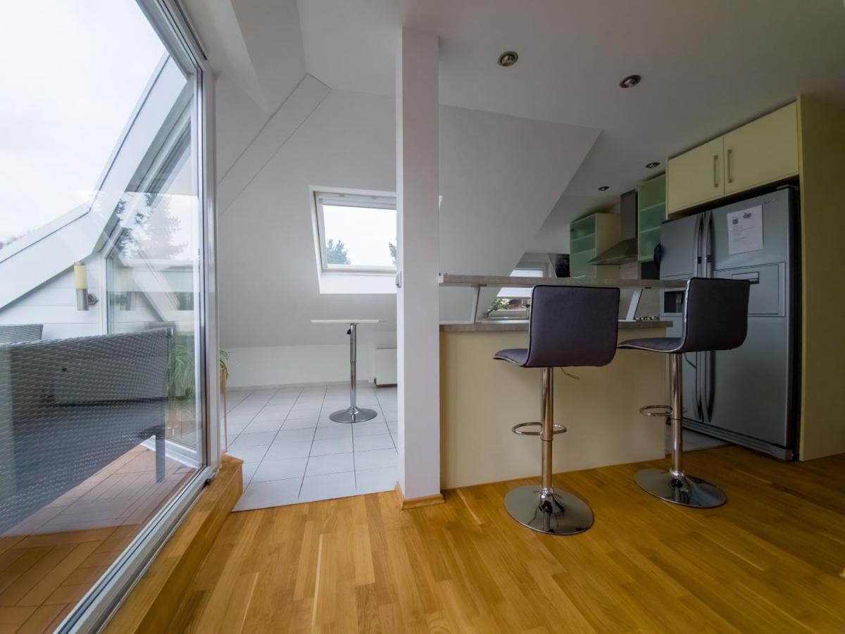 Wohnung Mit Einer Sauna Direkt Am Park Wiesbaden Esterno foto