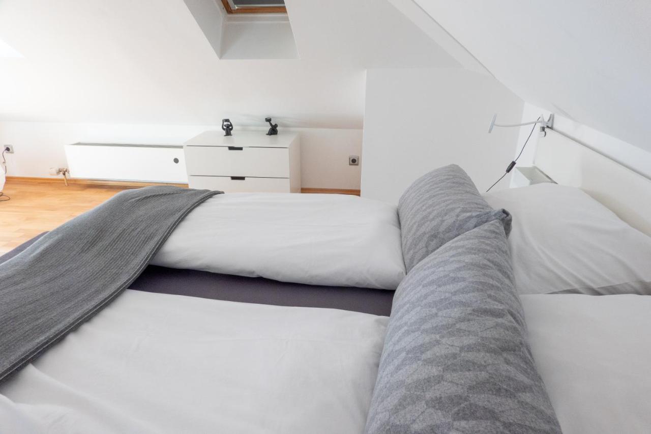Wohnung Mit Einer Sauna Direkt Am Park Wiesbaden Esterno foto